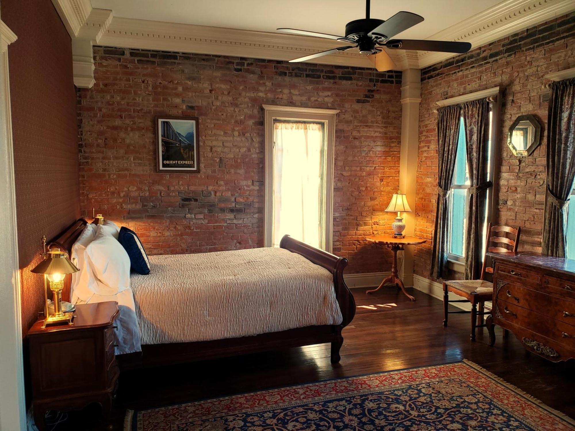 Iron Horse Hotel Blackwater Eksteriør bilde