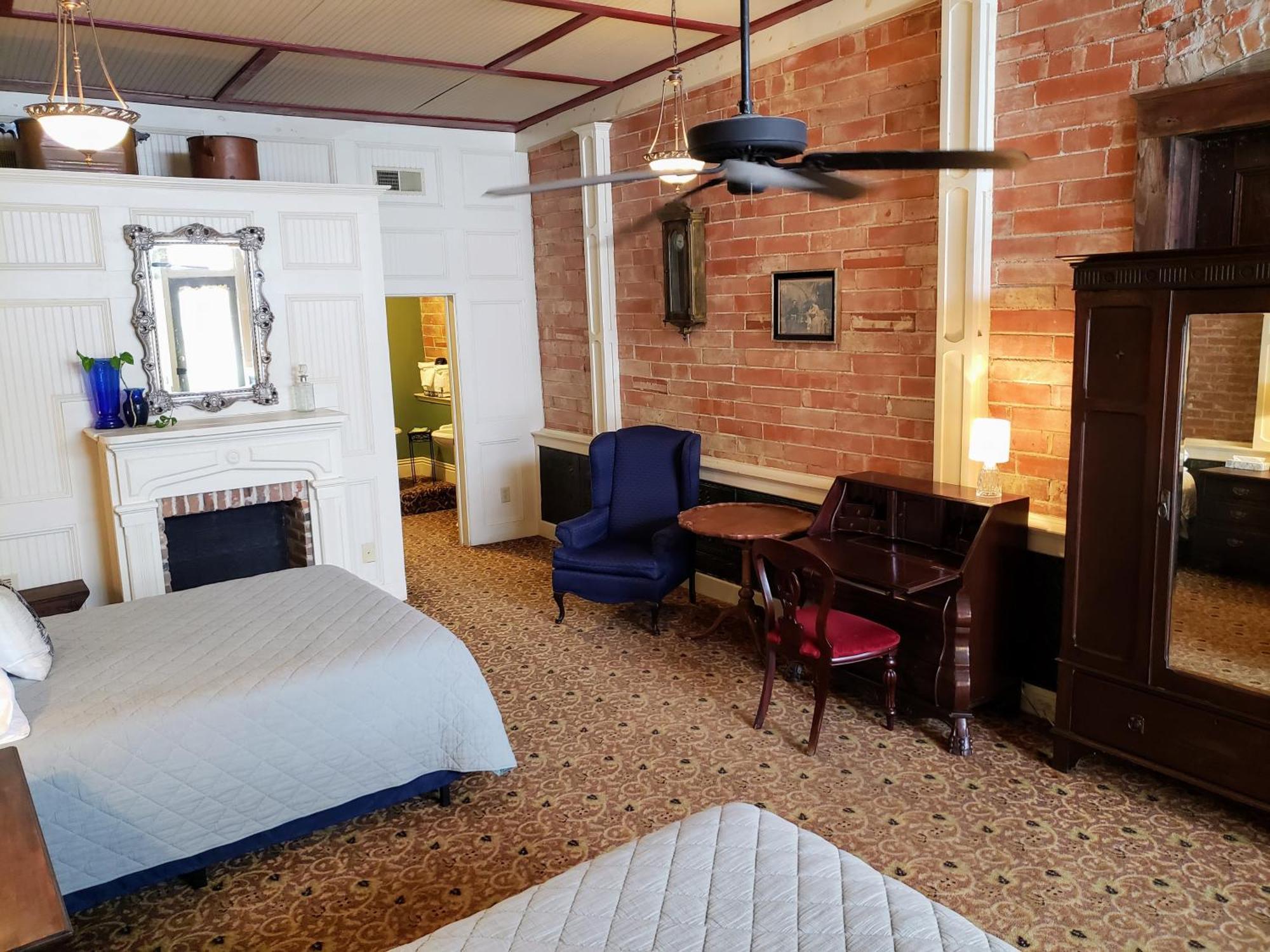 Iron Horse Hotel Blackwater Eksteriør bilde